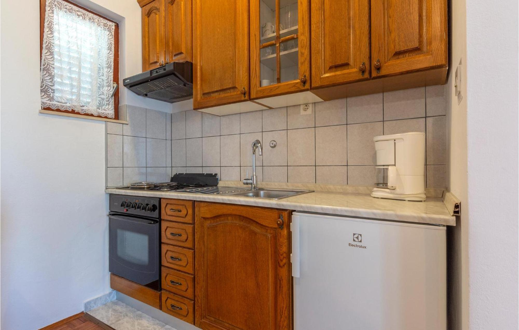 Lovely Apartment In Stobrec With Wifi Сплит Екстериор снимка