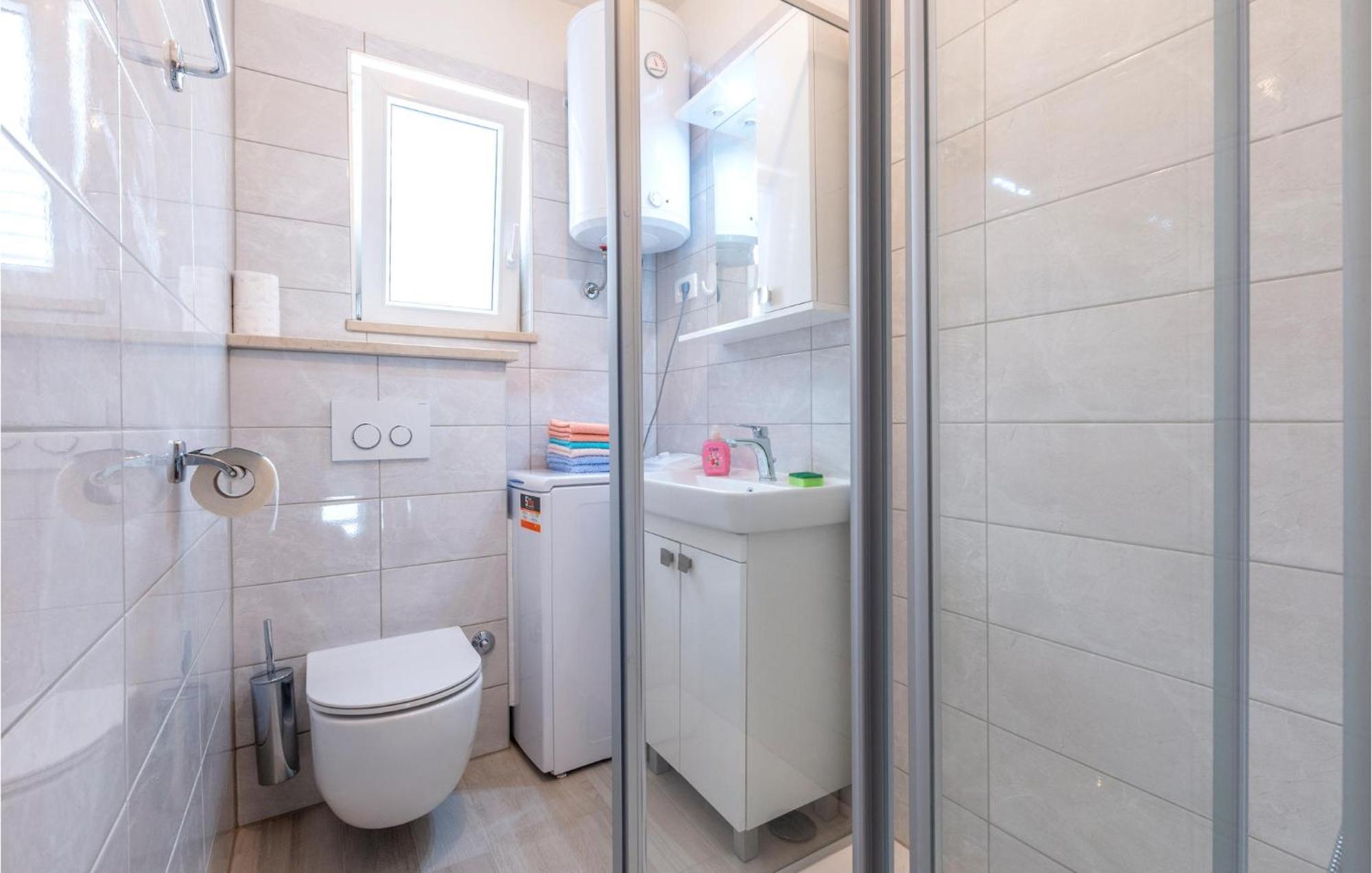 Lovely Apartment In Stobrec With Wifi Сплит Екстериор снимка